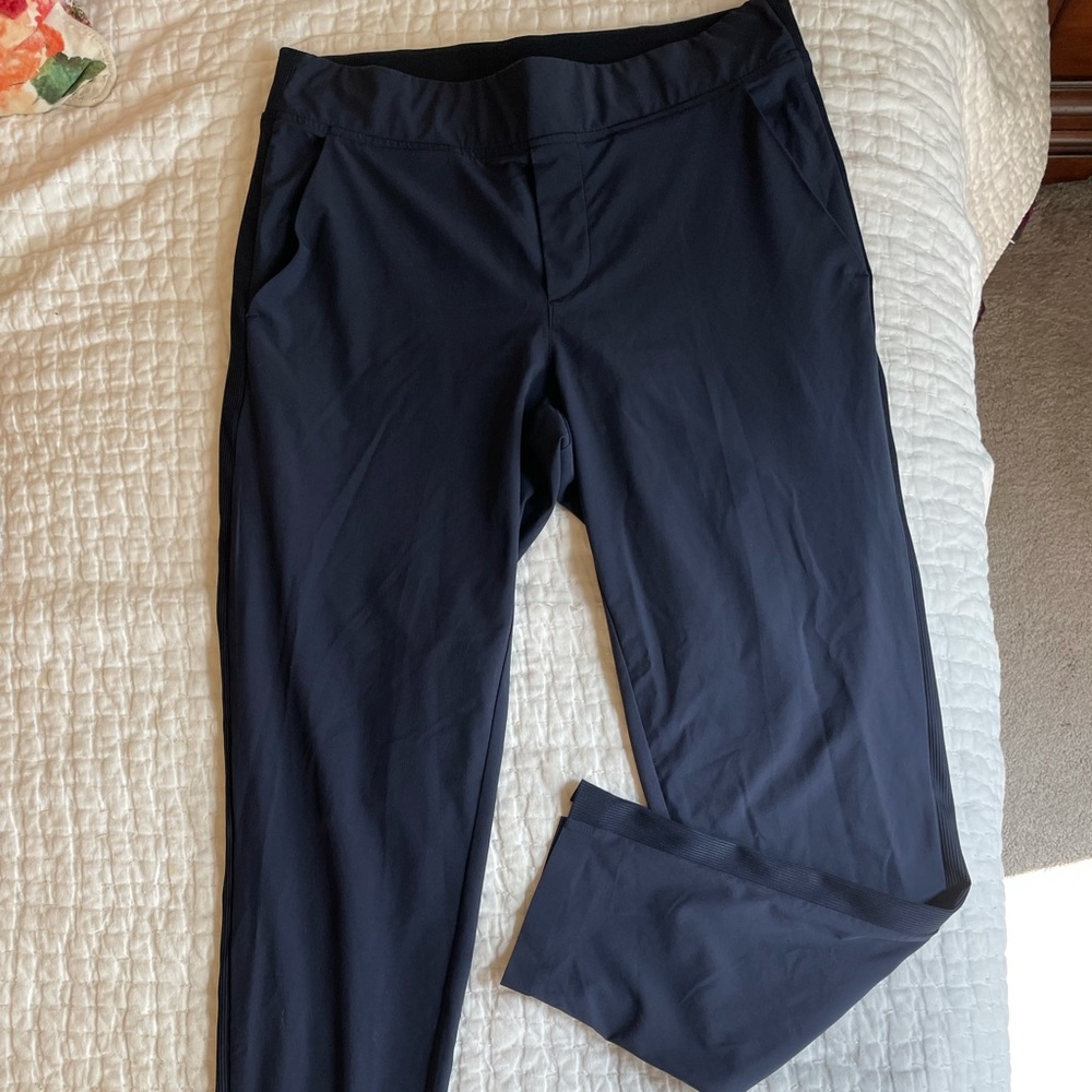 Athleta Brooklyn Ankle Pants size 8